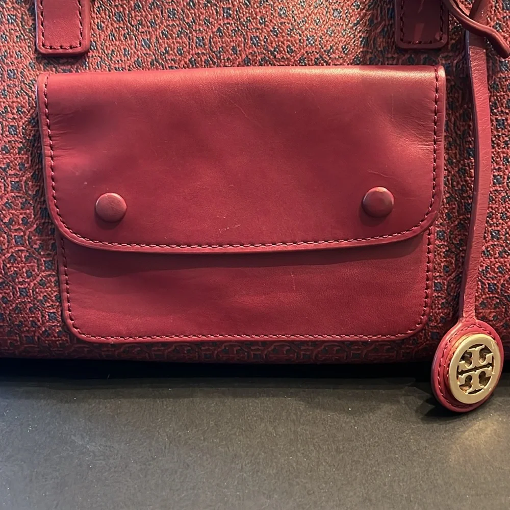 Tory Burch Doctor Bag Logo Pattern Burgundy